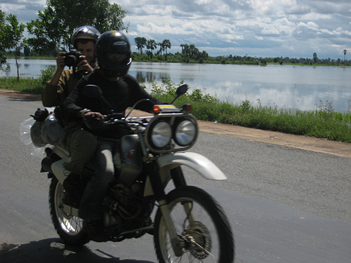 Guerillas Style - On the Motorbike